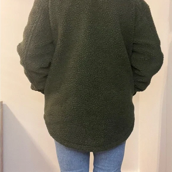 American Eagle fleece jacket - Picture 3 of 3